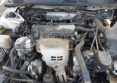 1999 Toyota Camry Le/Xle z USA, uszkodzony, nr VIN JT2BG28K7X0331117